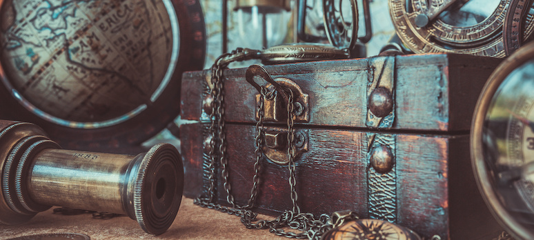 1,700+ Antique Dealer Stock Photos, Pictures & Royalty-Free Images - iStock